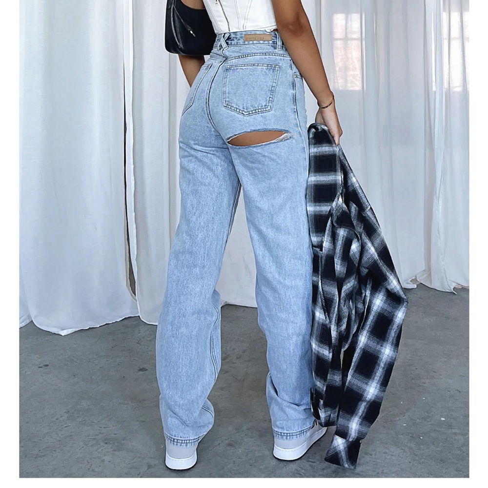 Brand NWT On Replay Jeans in “ice blue”